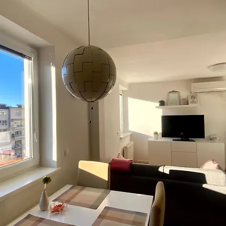 Appartamento Little Plaza Centre *